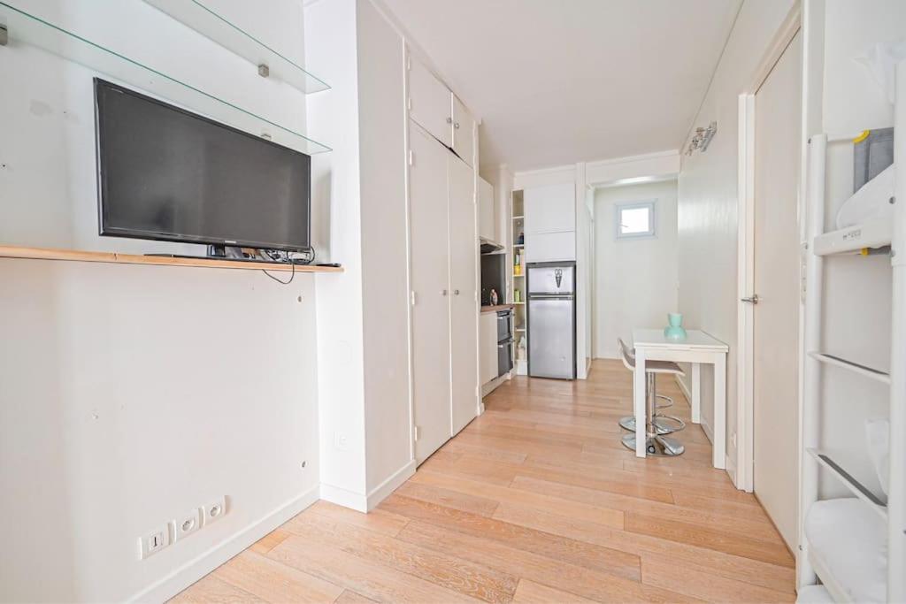 Warm & Welcoming Flat - Family'S Ideal - Marais Parigi Esterno foto